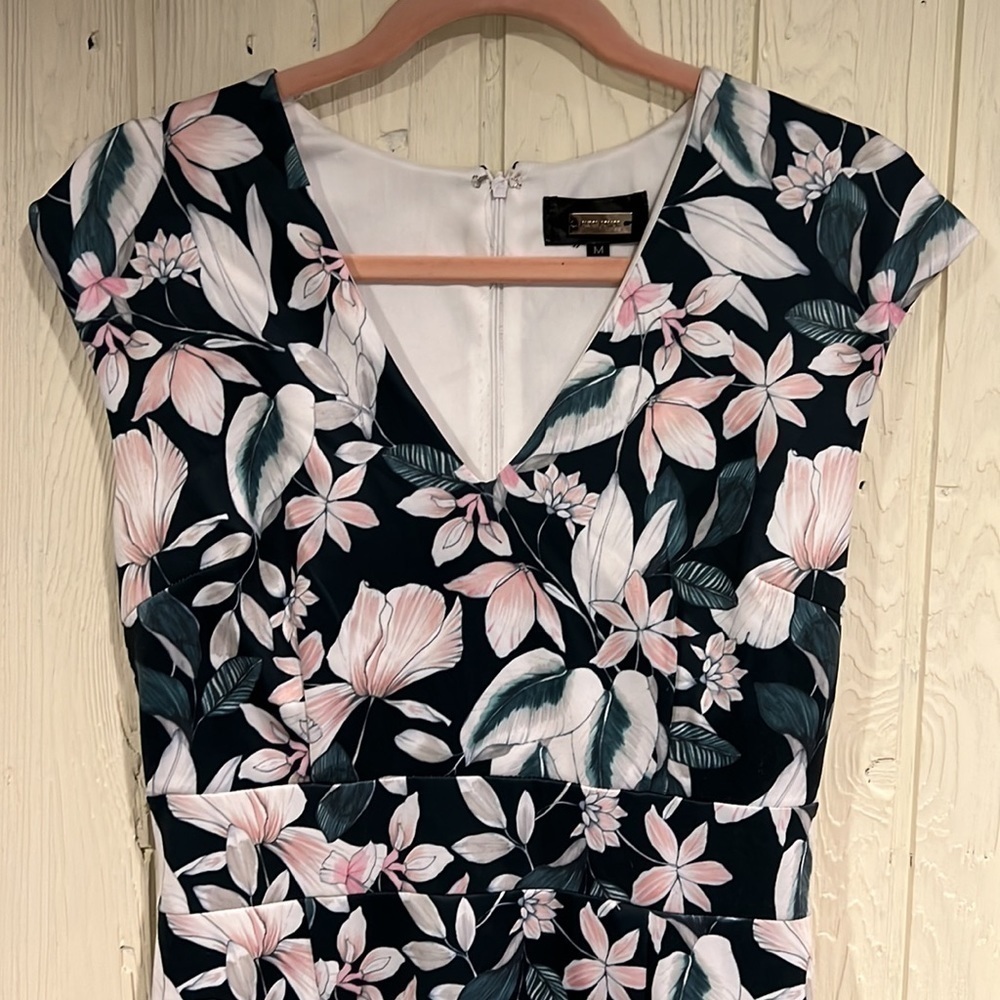 Alexia Admor Dress, Size M - Picture 2 of 11